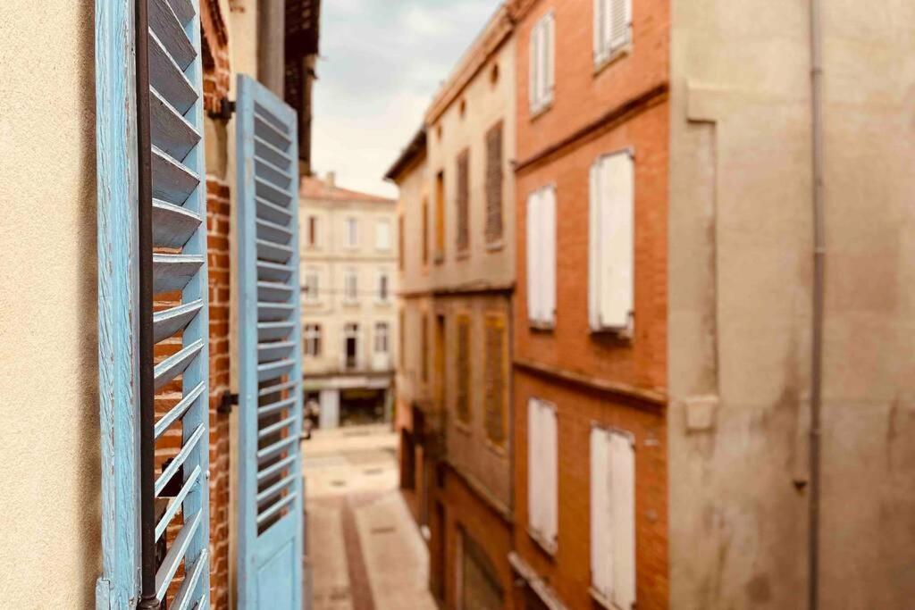Tres Bel Appartement De 60M2 En Centre Ville Lavaur (Tarn) Exterior foto